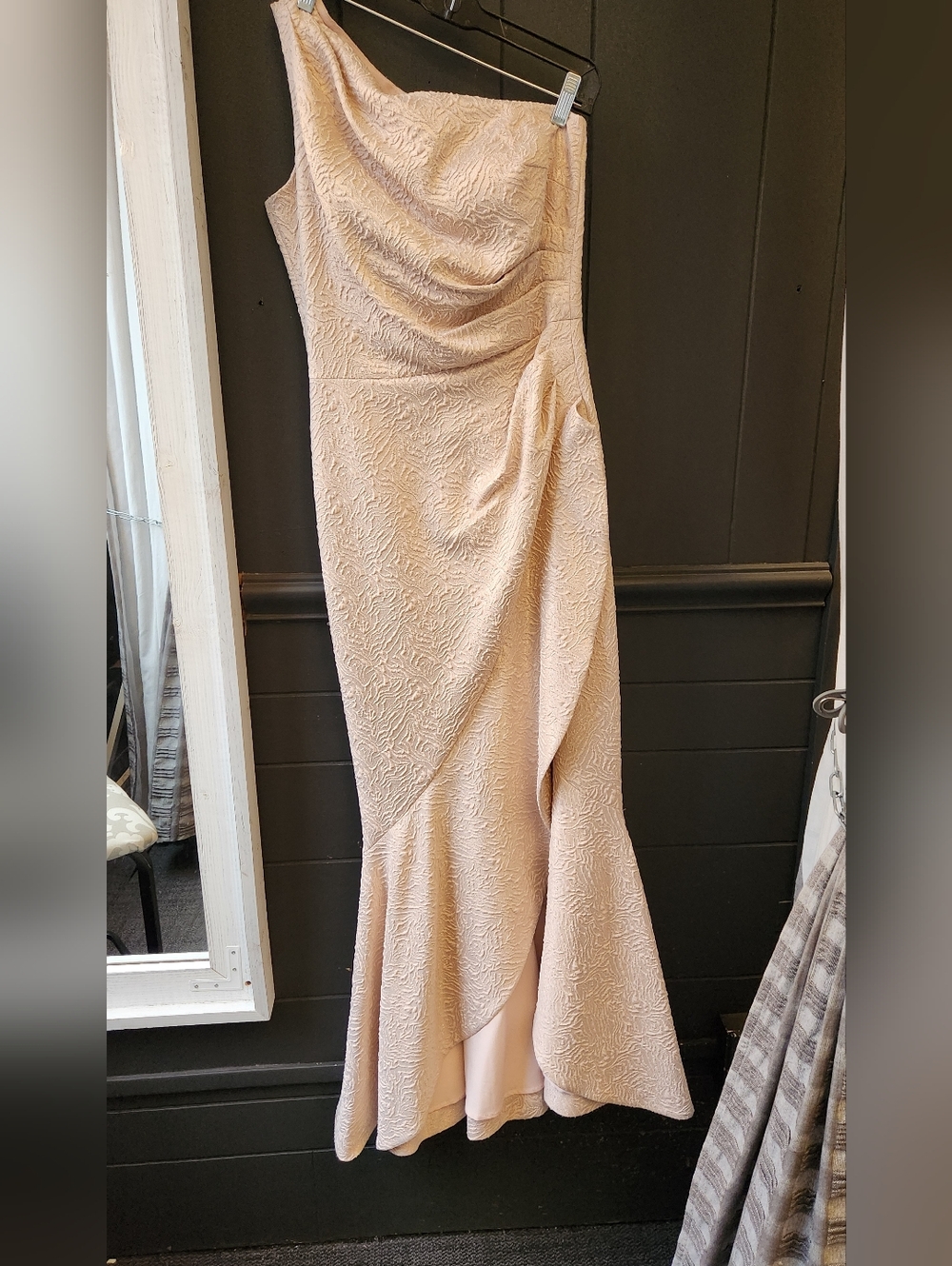 Teri Jon One Shoulder Matelassé Metallic Blush Color Gown